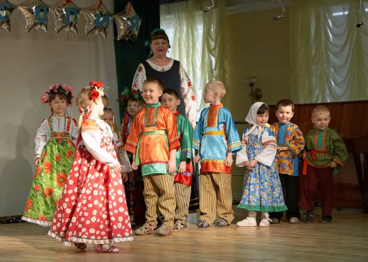 Обращаясь к традициям Руси – фестиваль "Русалия"
