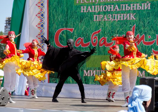 Республиканский национальный праздник татарского и башкирского народов Сабантуй прошел 2 июля на Ижевском ипподроме