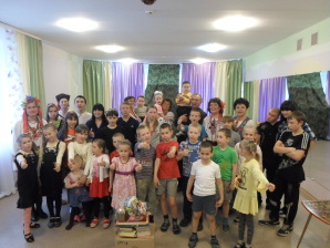 Поздравление детей Ижевского социально–реабилитационного центра для несовершеннолетних