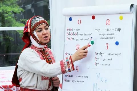 С 3-го августа возобновляются курсы удмуртского языка