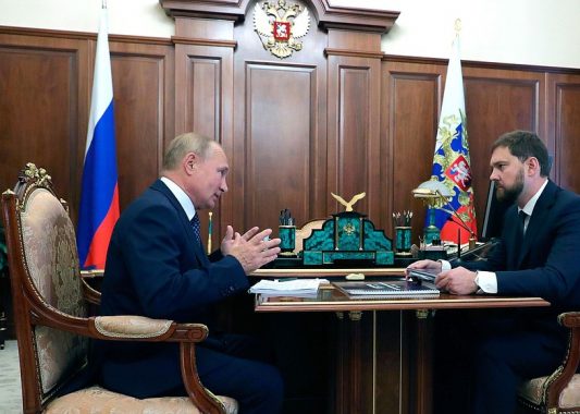 Владимир Путин встретился с руководителем ФАДН