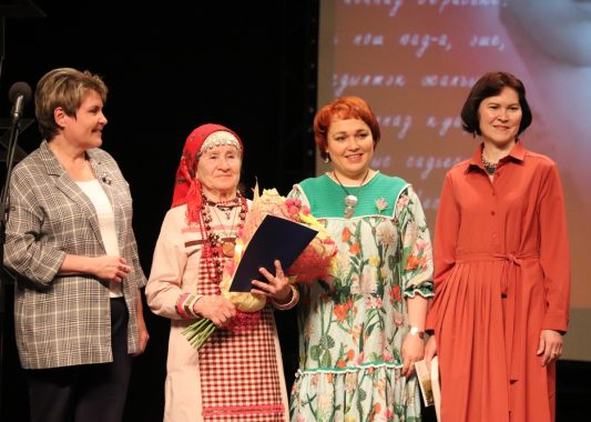 Римма Шкляева и Жужанна Шаланки стали Лауреатами Национальной премии имени Ашальчи Оки