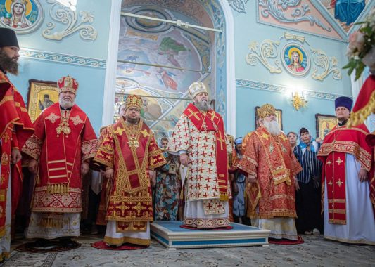 Министр национальной политики Эдуард Петров принял участие в юбилейных торжествах Сарапульской епархии
