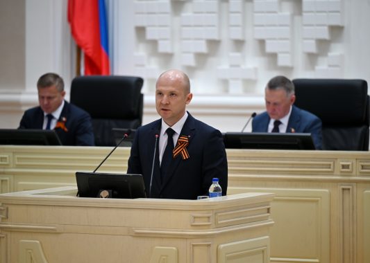 Премьер-министр Удмуртии в своем отчете о деятельности Правительства в 2024 году затронул тему патриотического воспитания подрастающего поколения