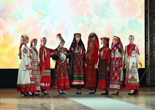 В Доме Дружбы народов состоялся показ этнических коллекций дизайнеров Удмуртии