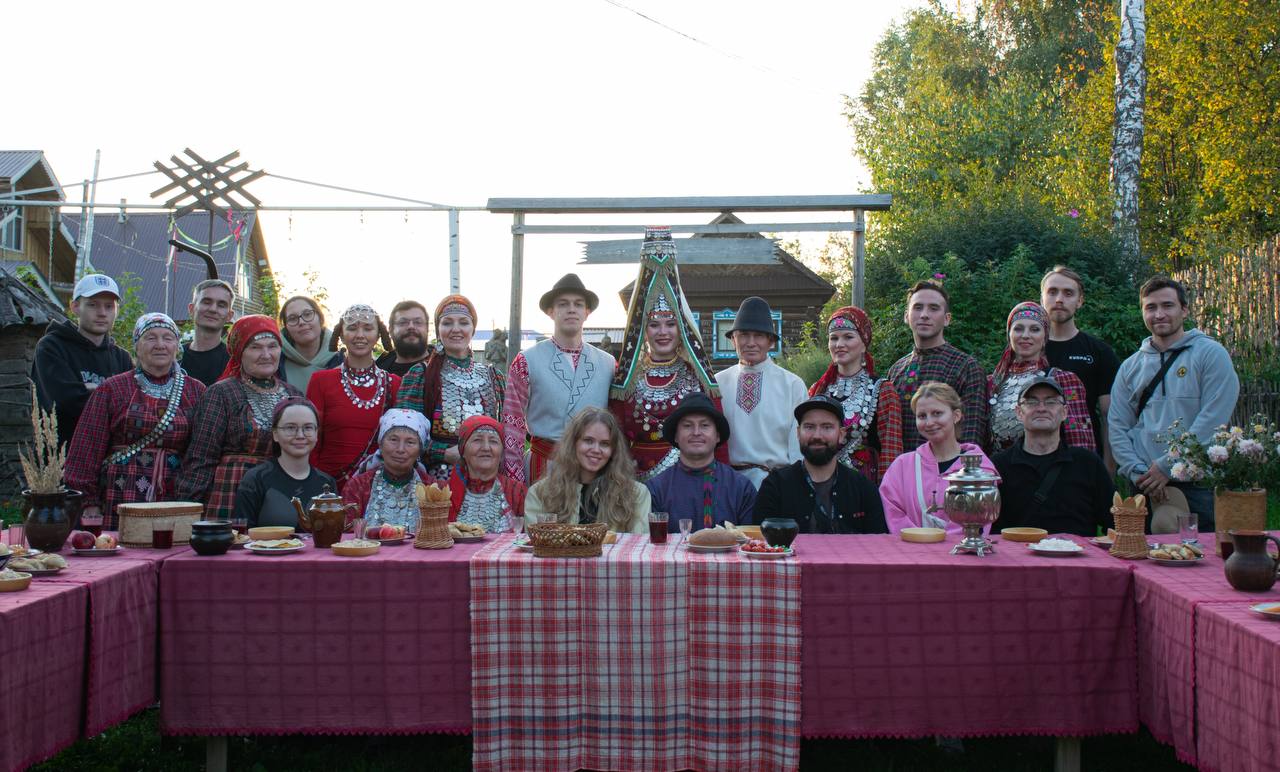 «Экты»: клиплэн премьераез, кудӥз тӥледыз эктытоз «Экты»: клиплэн премьераез, кудӥз тӥледыз эктытоз