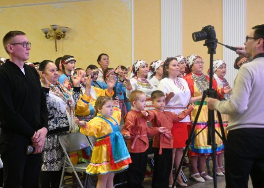 Калыкъёслэн Эшъяськон юртазы Пор гожъяськон нуналэз ортчытӥзы