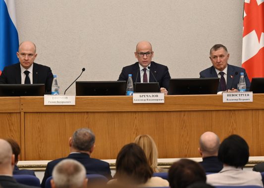 Александр Бречалов пригласил жителей Удмуртии на февральские мероприятия Года единства народов России