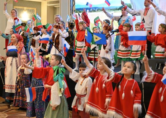 «Удмуртиысь калыкъёслэн огазеяськон нуналзы» ужрад 110 адямилэсь трос люказ